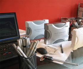 南京歐愛(ài)工業(yè)設(shè)計(jì)公司的數(shù)碼產(chǎn)品設(shè)計(jì)過(guò)程 創(chuàng)新與精密的融合